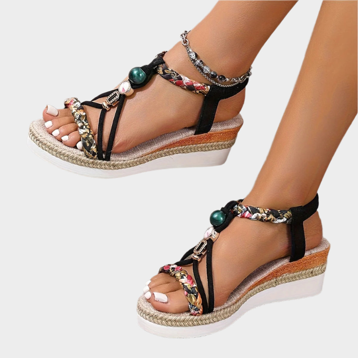 Sandals with Comfortable Sole and Platform